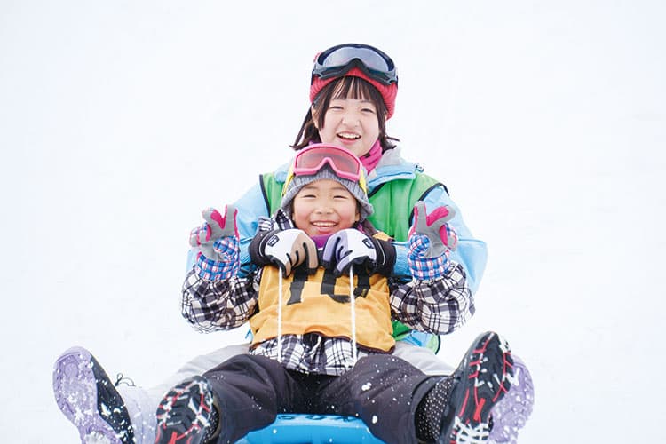 スノーパークでの雪遊びも大満喫☆