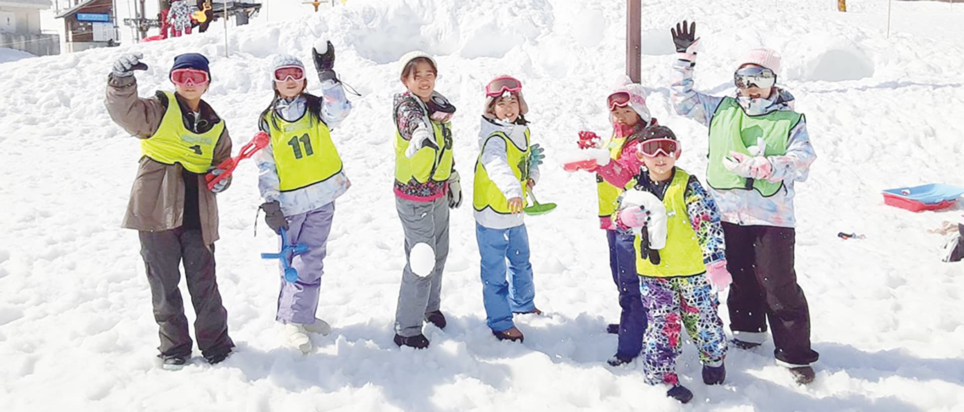 雪だるま作り&そり滑りレース◎志賀高原わくわく雪遊びキャンプ