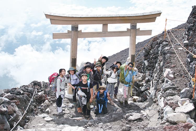 日本一への大挑戦!!富士登山・ご来光ツアー(富士吉田コース)➁