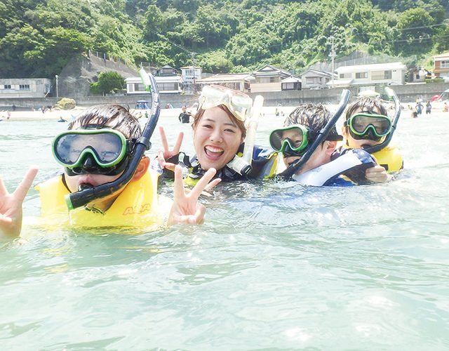 野外体験 海の生き物たちに会いに行こう お手軽シュノーケリング 京急油壷マリンパーク探検ツアー 子供のためのキャンプ 工場見学 自然体験 スキーツアーはそらまめキッズアドベンチャーへ