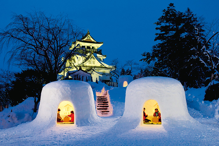 秋田限定 かまくら雪ん子キューピー59個セット 秋田新幹線』で行く！東北の冬を彩る雪まつり“横手のかまくら祭り”満喫