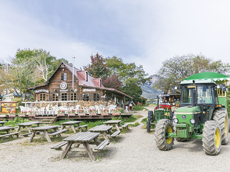 牧場トラクター