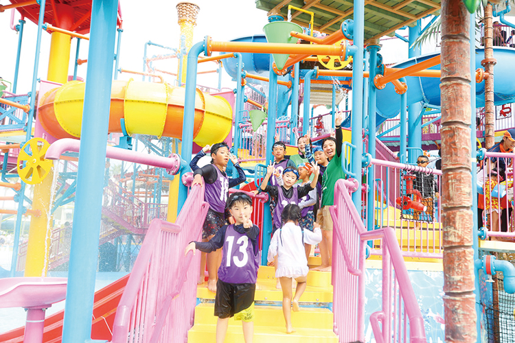 よみうりランドプールWAIで遊ぶ