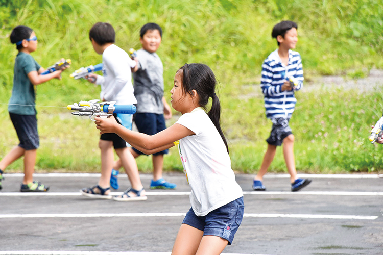 水鉄砲でバトル