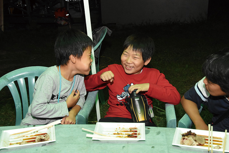 夕食バーベキュー