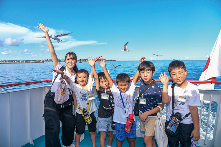 船に乗って出発